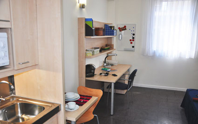 Estudio-individual-alojamientos-Resa-Castelldefels_residencia_medium.jpg