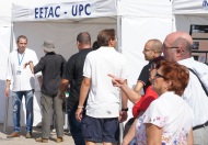 Jordi Gutiérrez al stand de l'EETAC