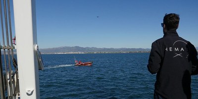 Estudiantat de l'EETAC dissenya i assaja un dron per a salvar vides al Mediterrani