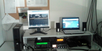 Curso de Operador/a de estaciones de radioaficionado en el marco de la CasTECHdefels 2025